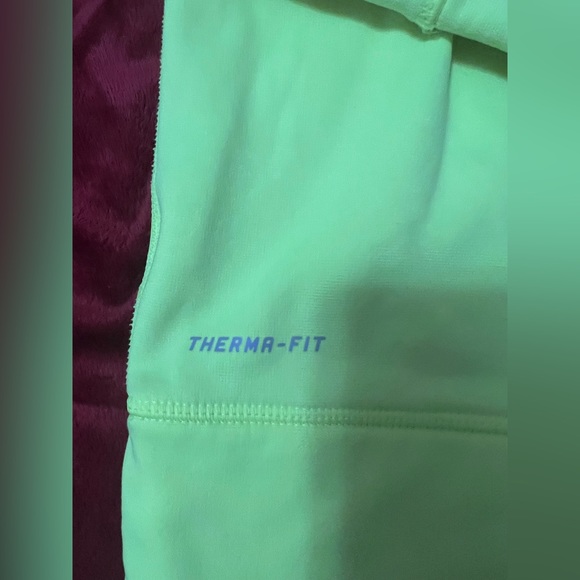 NIKE thermafit pullover sweatshirt hoodie Women Small Lime/Neon Green - Picture 4 of 5